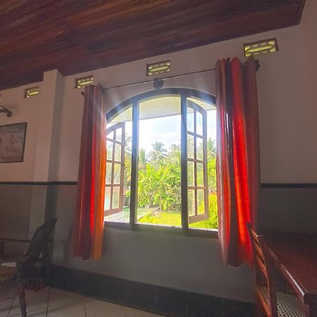 Sunny'S Garden Hotel Ambalangoda  Esterno foto