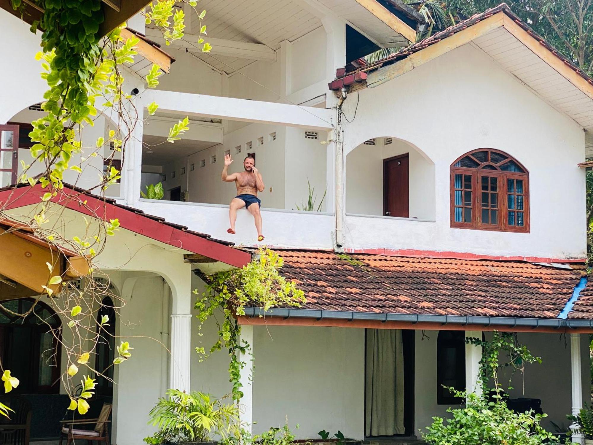 Sunny'S Garden Hotel Ambalangoda  Esterno foto